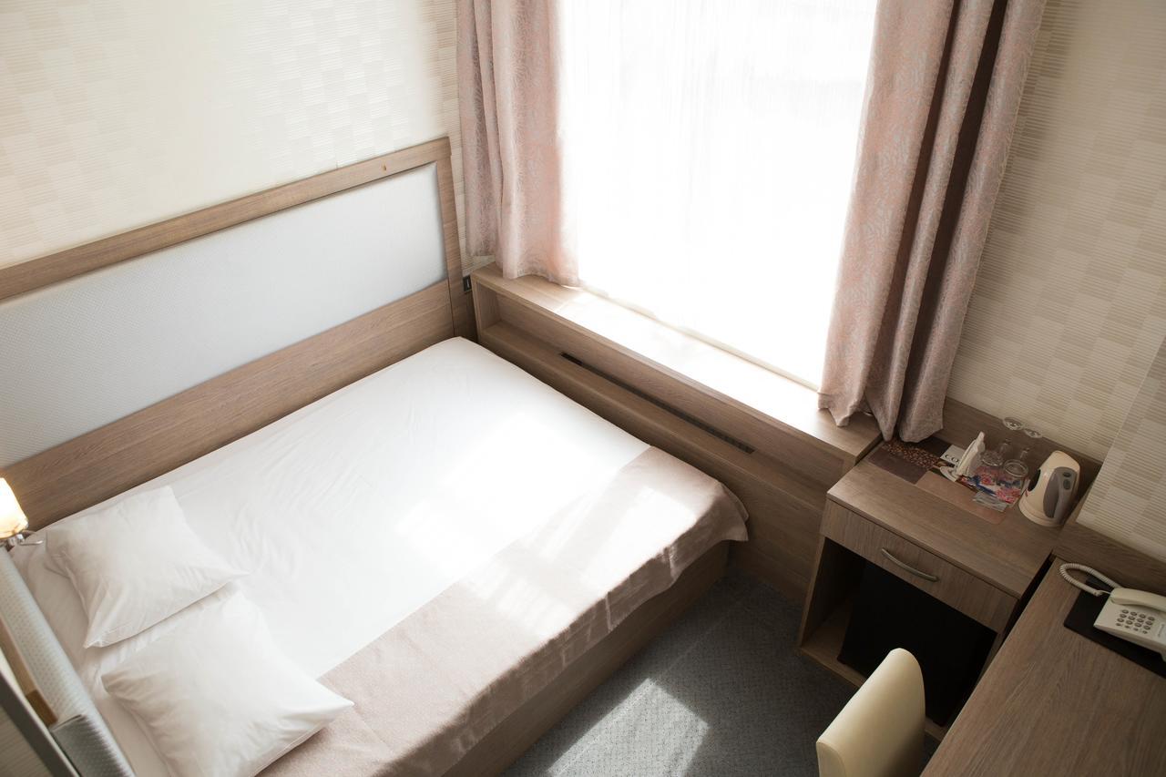 Hotel Elegant Kiev Luaran gambar